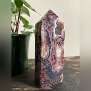 Druzy Red Moss Tower